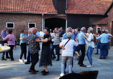 Hofparty mit Live-Musik von Stereojam in Sulingen