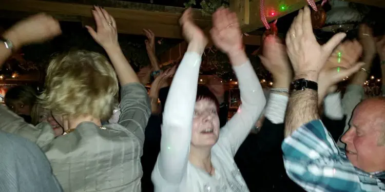 Party mit Liveband Stereojamin Emden