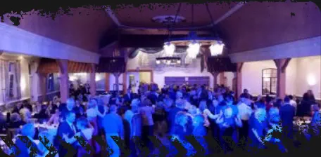 Volle Tanzfläche mit Partyband Stereojam in Coesfeld